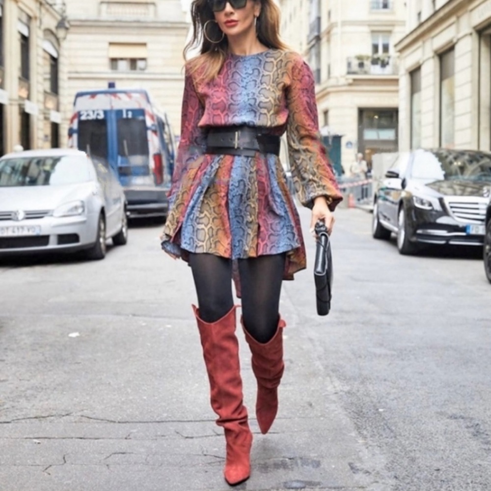 ZARA Bloggers Fav Suede Boots